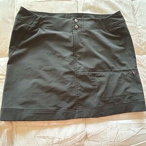 Title Nine Athletic Golf Travel lightweight skirt